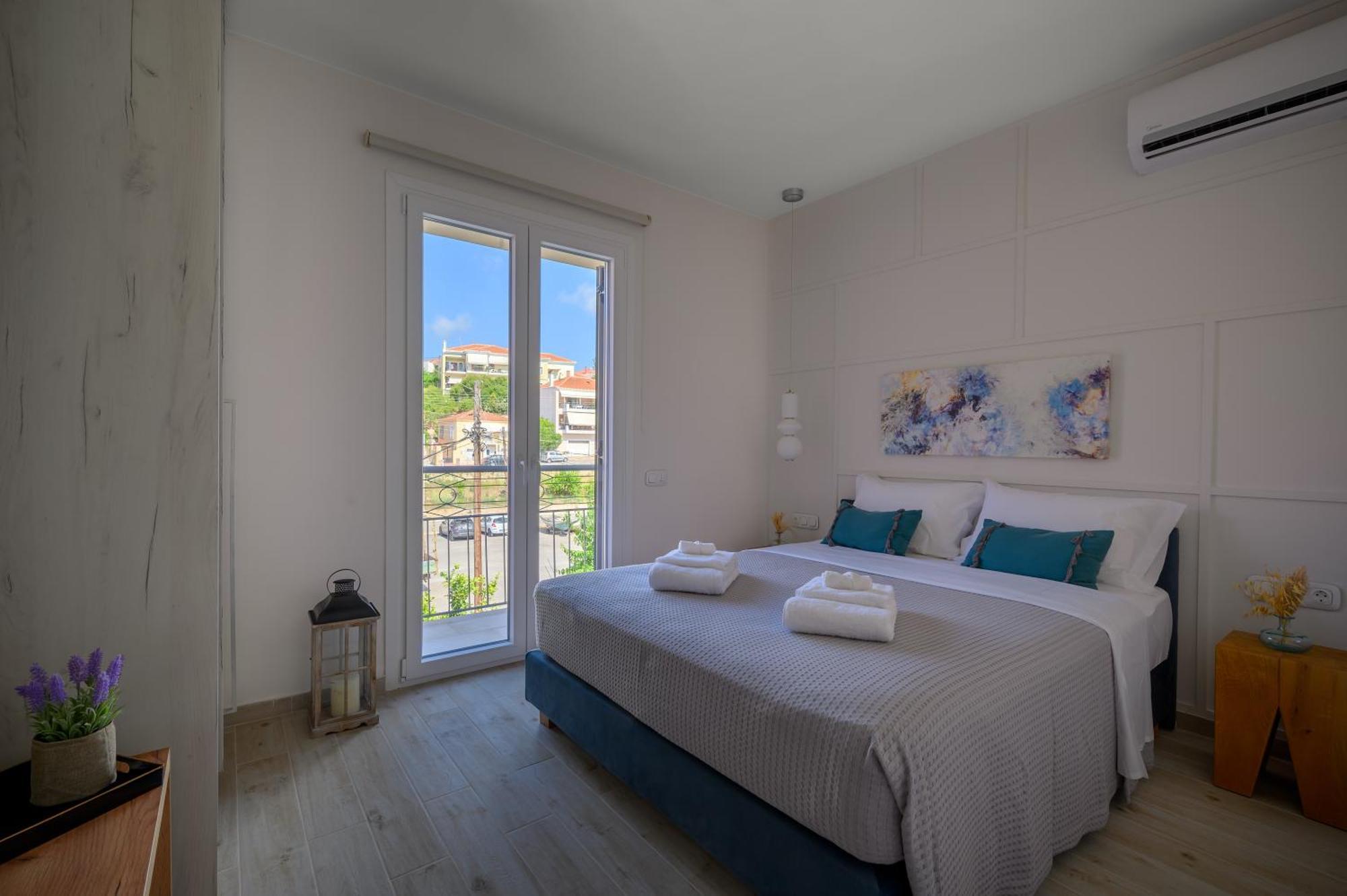 Vicanti Luxury Apartments Pylos Extérieur photo